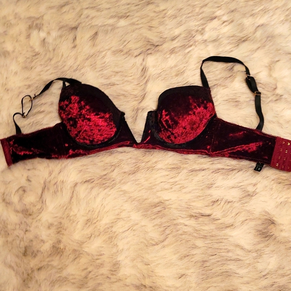Frederick's of Hollywood bra 36D bra
